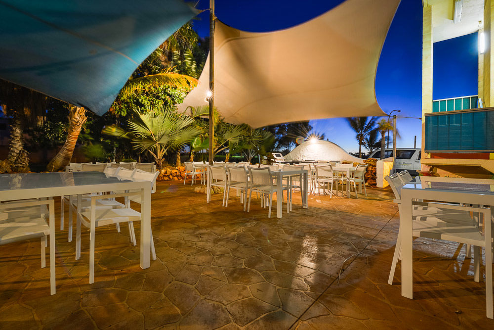 Sea Breeze Resort Exmouth Restoran gambar